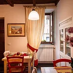 La Piazzetta Rooms ベッド・アンド・ブレックファスト オルヴィエート
