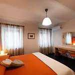 ベッド・アンド・ブレックファスト La Piazzetta Rooms 3*