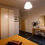 ベッド・アンド・ブレックファスト La Piazzetta Rooms オルヴィエート