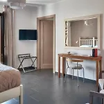 ベッド・アンド・ブレックファスト La Piazzetta Rooms