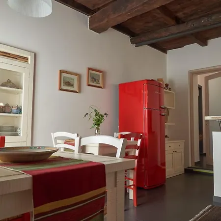 La Piazzetta Bed & Breakfast 3*