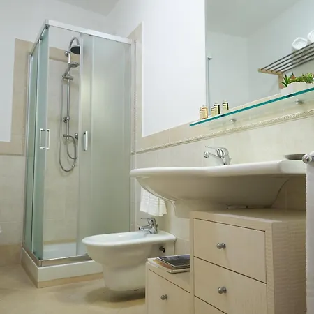 Bed & Breakfast La Piazzetta *