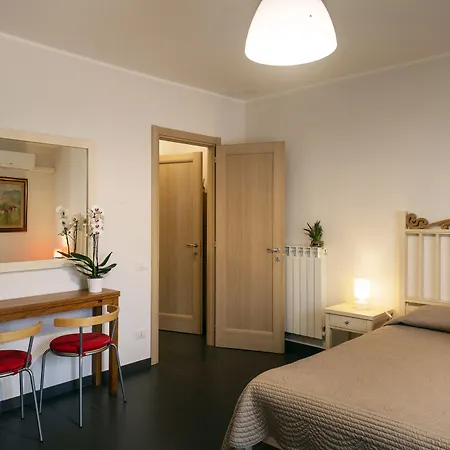 Bed & Breakfast La Piazzetta 3*