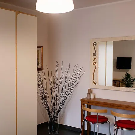 La Piazzetta Bed and Breakfast 3*