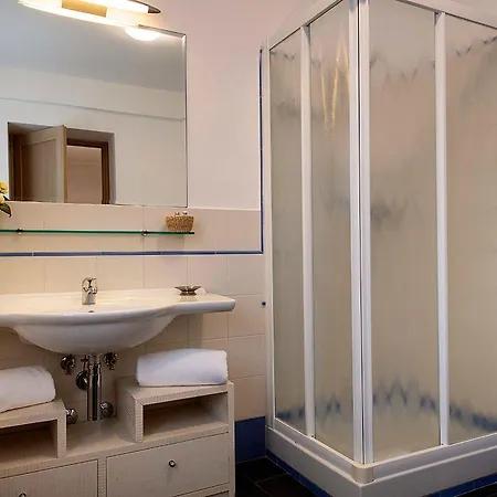 Bed & Breakfast La Piazzetta 3*