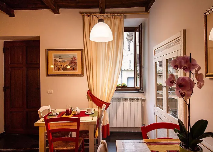 La Piazzetta فندق مبيت وإفطار أورفييتو