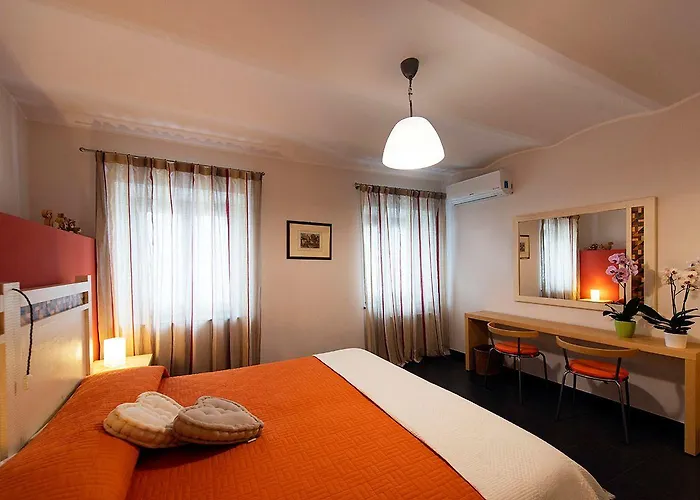 فندق مبيت وإفطار La Piazzetta 3*